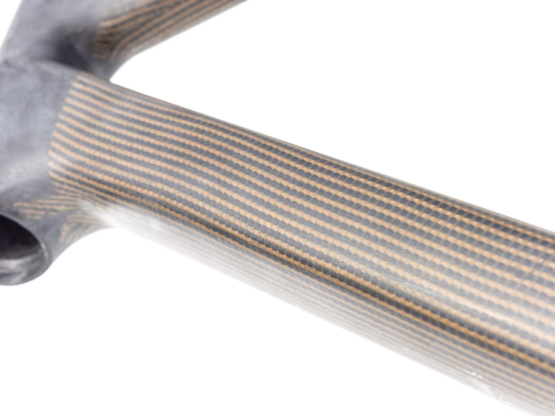 加拿大Panorama自行車使用Xantu.Layr增韌技術推出復合材料框架新產(chǎn)品